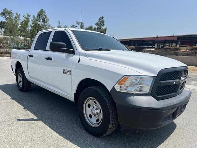 Image of Dodge Ram 1500 equipment image 1