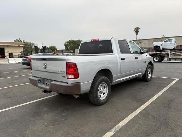 Image of Dodge Ram 1500 equipment image 2