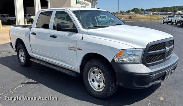 Image of Dodge Ram 1500 equipment image 2
