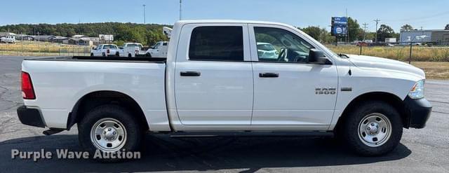 Image of Dodge Ram 1500 equipment image 3