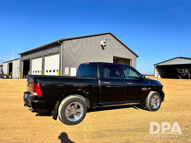 Image of Dodge Ram 1500 equipment image 4