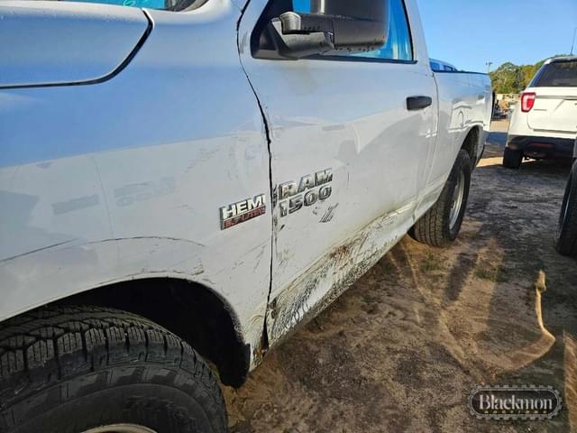 Image of Dodge Ram 1500 equipment image 1