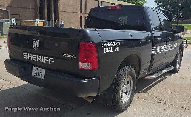 Image of Dodge Ram 1500 equipment image 4