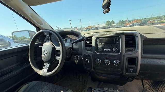 Image of Dodge Ram 1500 equipment image 3