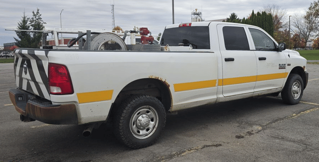 Image of Dodge Ram 2500 equipment image 3