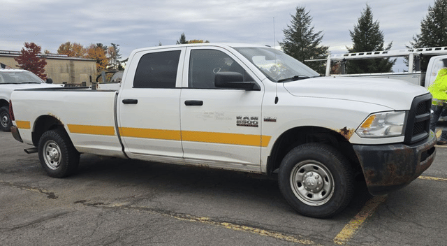 Image of Dodge Ram 2500 equipment image 4