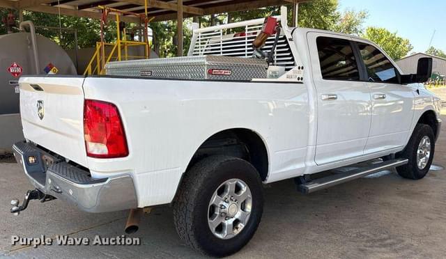 Image of Dodge Ram 2500 equipment image 4
