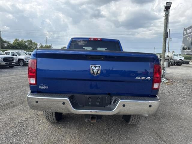 Image of Dodge Ram 2500HD equipment image 3