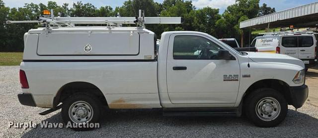 Image of Dodge Ram 2500 equipment image 3