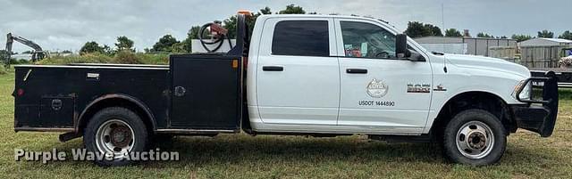 Image of Dodge Ram 3500 equipment image 3