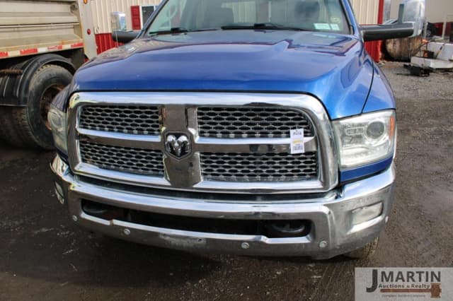 Image of Dodge Ram 3500 equipment image 4
