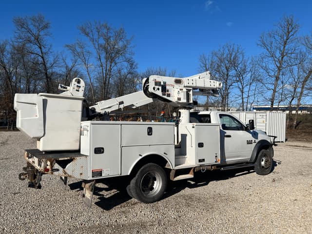 Image of Dodge Ram 5500 equipment image 2