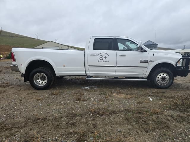 Image of Dodge Ram 3500HD equipment image 4