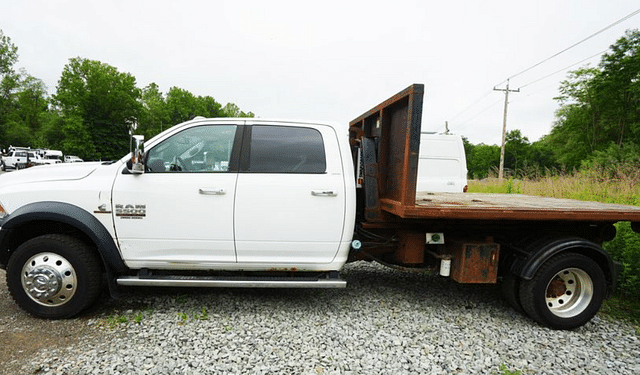 Image of Dodge Ram 5500 equipment image 1
