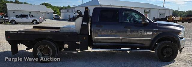 Image of Dodge Ram 5500 equipment image 3