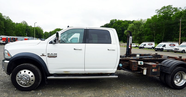 Image of Dodge Ram 5500 equipment image 1