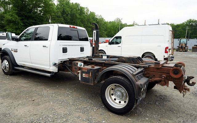 Image of Dodge Ram 5500 equipment image 2