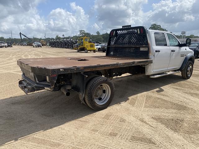 Image of Dodge Ram 5500 equipment image 2