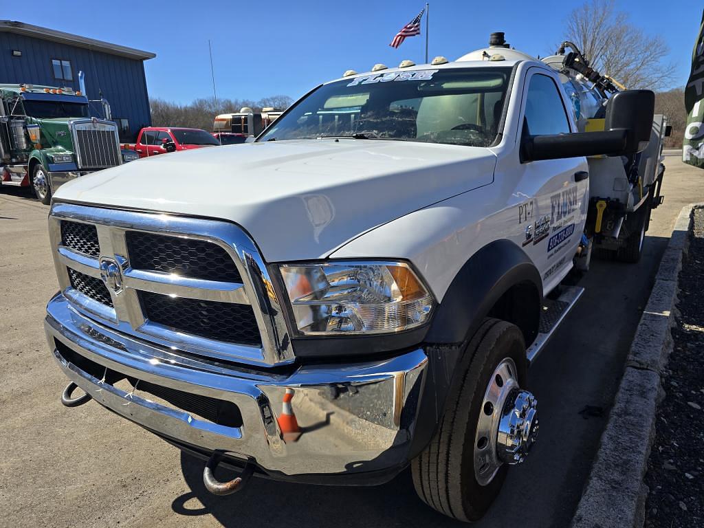 Image of Dodge Ram 5500 Primary image