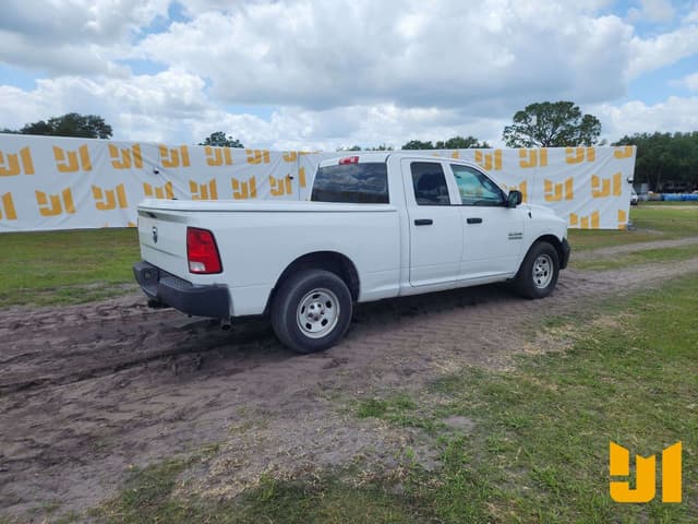 Image of Dodge Ram 1500 equipment image 4