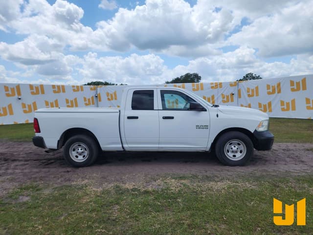 Image of Dodge Ram 1500 equipment image 3