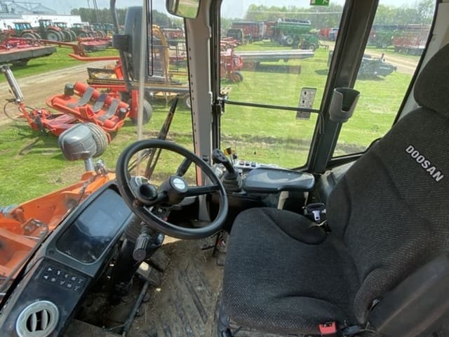Image of Doosan DL200-5 equipment image 4