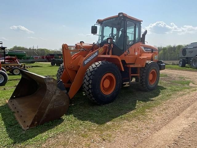 Image of  Doosan DL200-5 equipment image 1