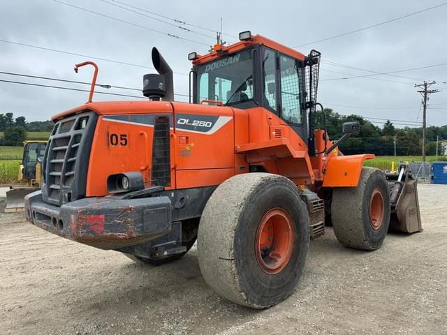 Image of  Doosan DL250 equipment image 4