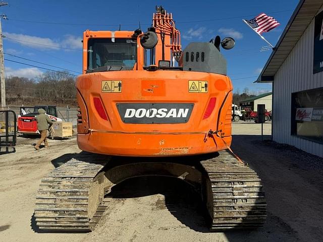 Image of  Doosan DX140LC-5 equipment image 3