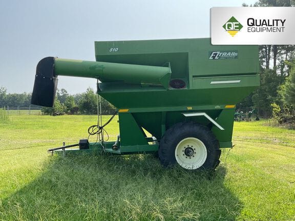 2016 E-Z Trail 510 Equipment Image0