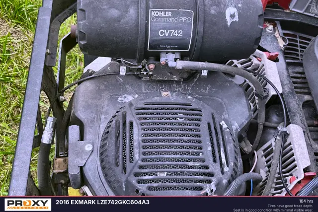 Image of Exmark LZE742GKC604A3 equipment image 3