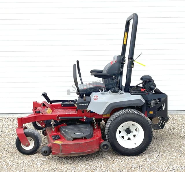 Image of Exmark Radius equipment image 3