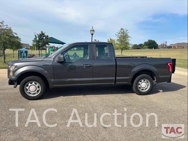 Image of Ford F-150 equipment image 2