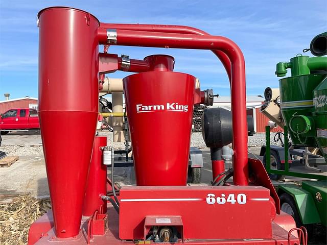 Image of Farm King 6640 equipment image 1