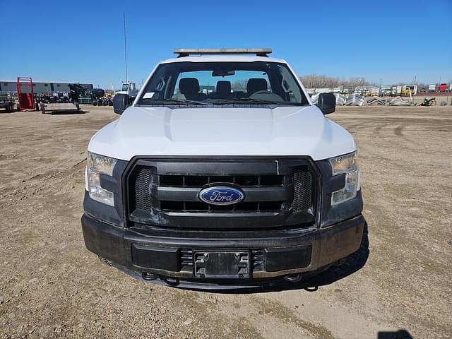 Image of Ford F-150 equipment image 1