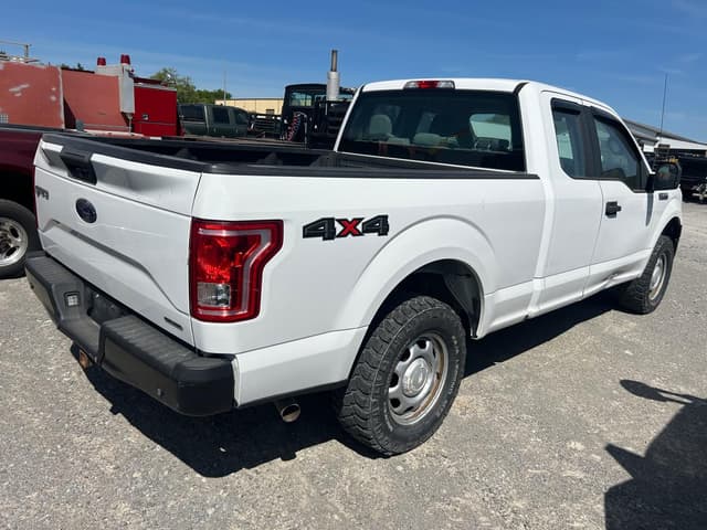 Image of Ford F-150 equipment image 3