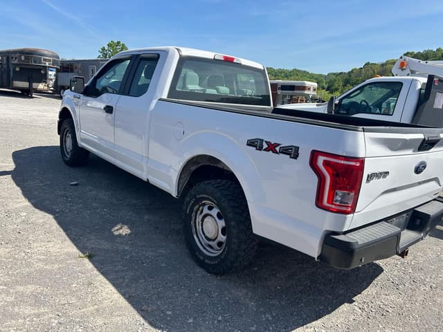 Image of Ford F-150 equipment image 2