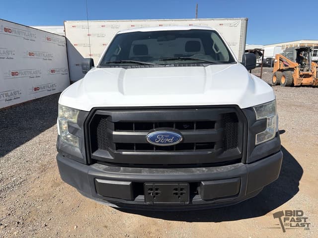 Image of Ford F-150 equipment image 1