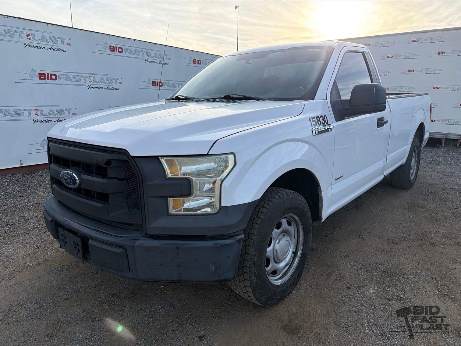 2016 Ford F-150 Equipment Image0