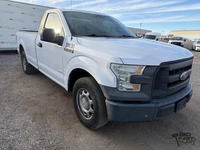 Image of Ford F-150 equipment image 2