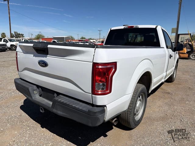 Image of Ford F-150 equipment image 4