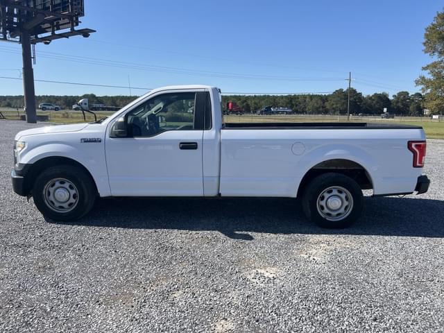 Image of Ford F-150 equipment image 2