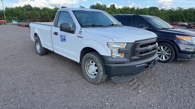 Image of Ford F-150 equipment image 2