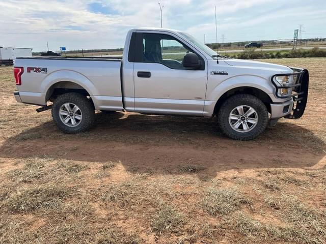 Image of Ford F-150 equipment image 2