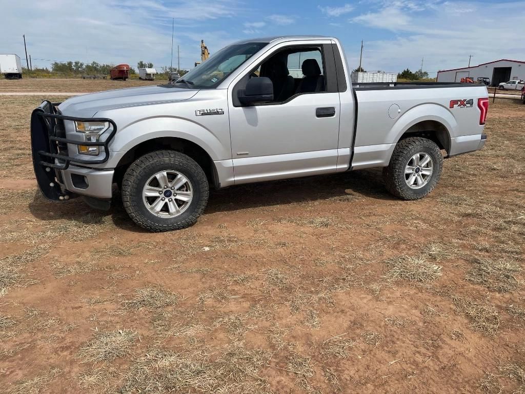 2016 Ford F-150 Equipment Image0
