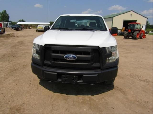 Image of Ford F-150 equipment image 1