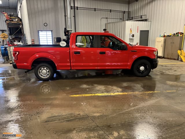 Image of Ford F-150 equipment image 2