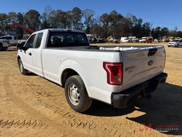 Image of Ford F-150 equipment image 3