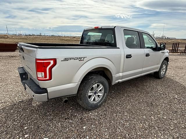 Image of Ford F-150 equipment image 1