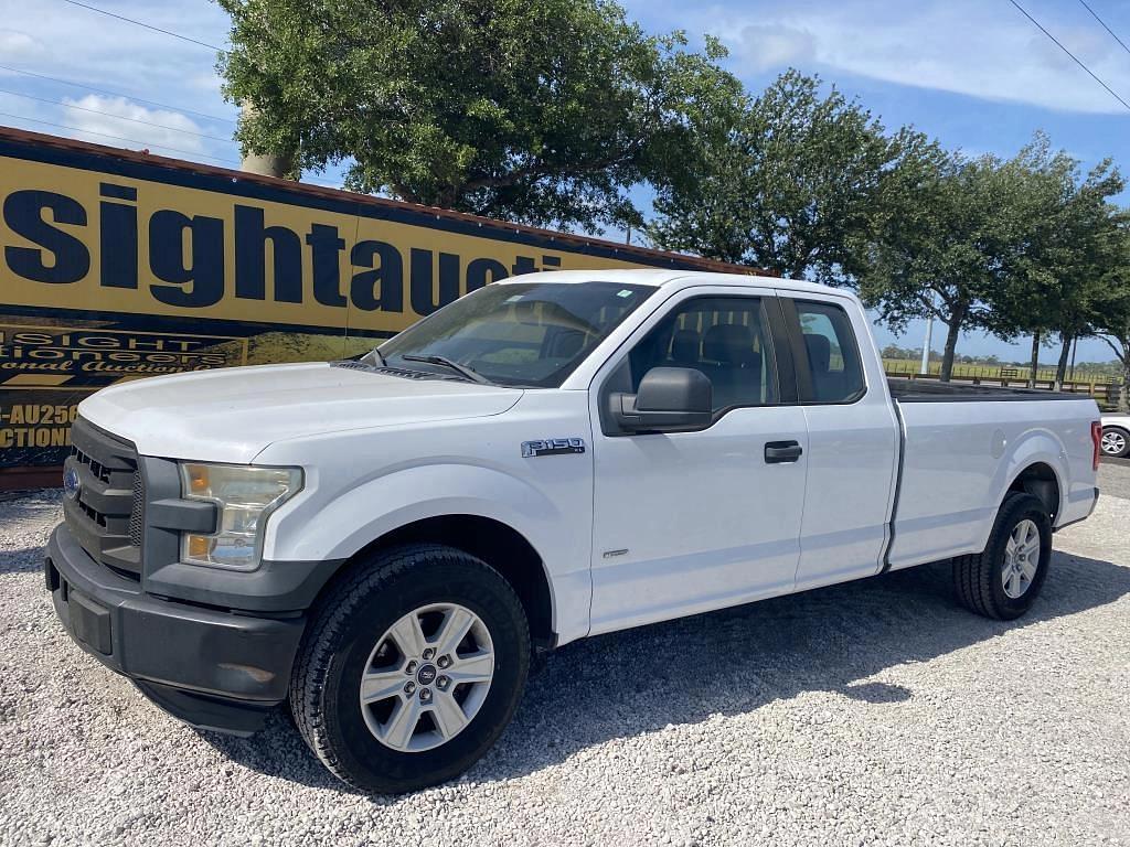 Image of Ford F-150 Primary image